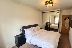 Bedroom- click for photo gallery